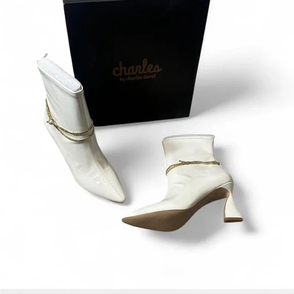 Chain Pointed Toe Bootie - Picture 5 of 16